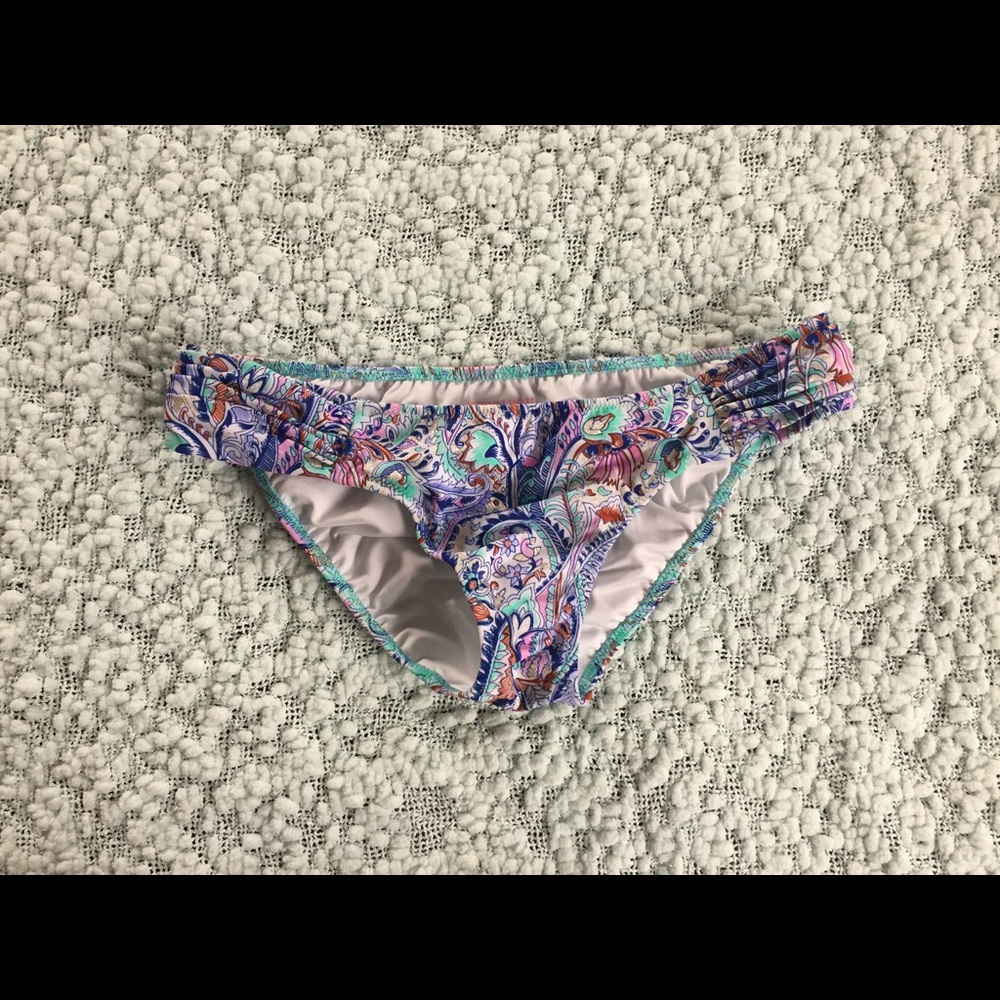 Bikini bottoms